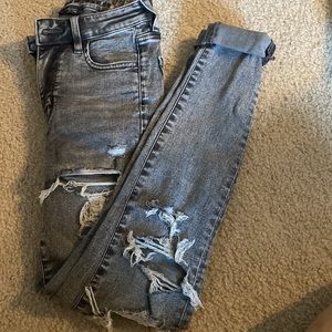 American eagle ripped jeans